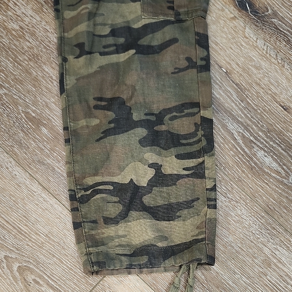 Sanctuary x Anthropologie 100% Linen Green Camo Cropped Ankle Pants Gorpcore Sm - Picture 6 of 12
